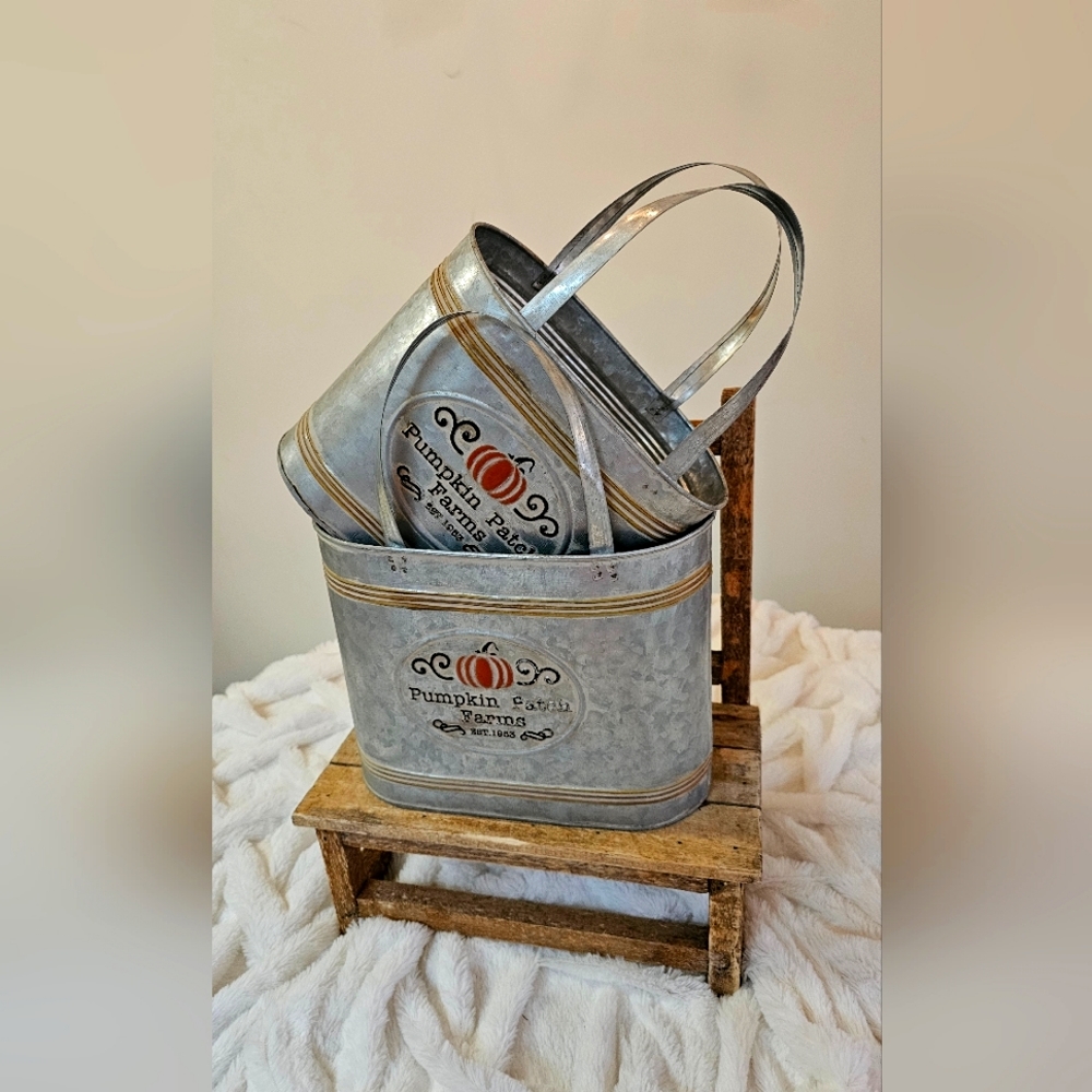 Pumpkin Patch Farms Galvanized Totes
